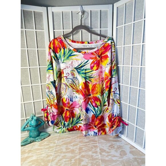 Floral Top - Picture 1 of 11